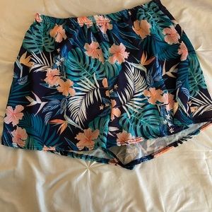 Women’s Floral Shorts